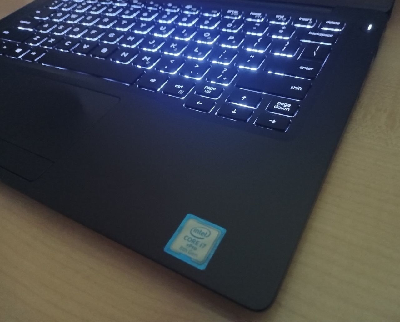 DELL Latitude 7400 14" IPS FullHD/ CORE i7-8665U/ 8GB DDR4/ 256GB NVMe