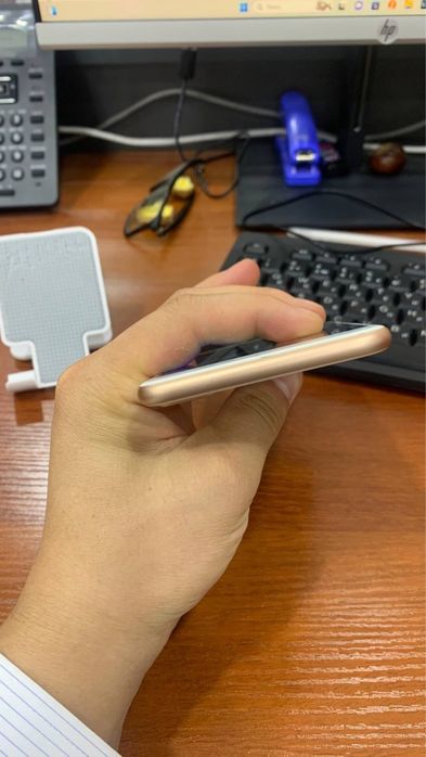 Iphone 8plus  ёмкость 76%, Память 256гб