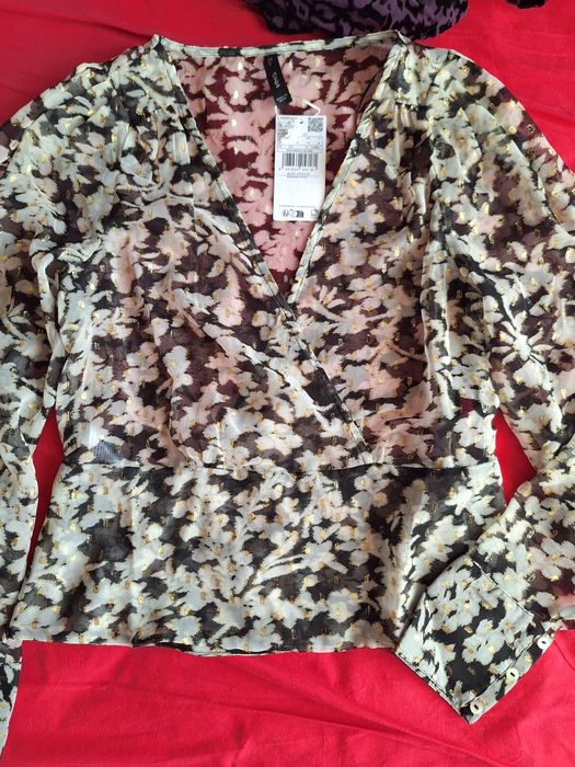 блуза от mango ново