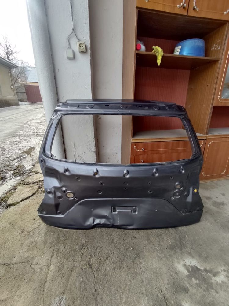 Дверь багажника Hyundai Creata