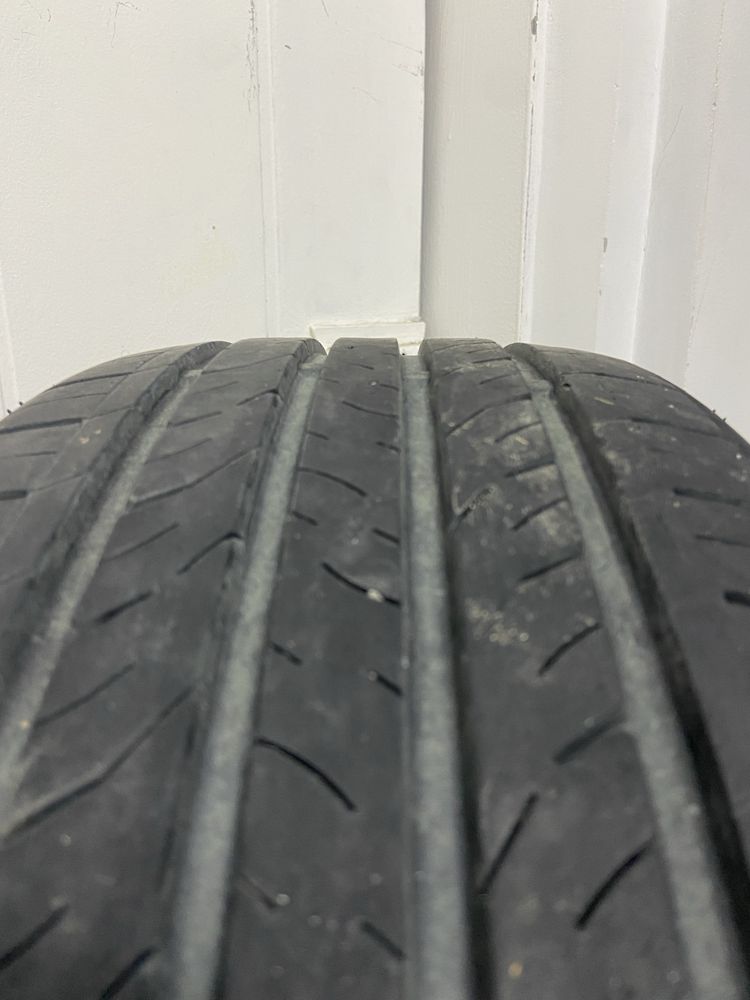 225/45/R17 шины продам