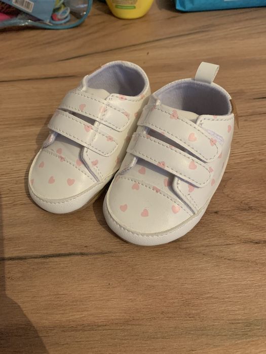 Продам пинетки-кеды для малыша