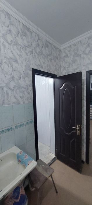 1/1/4 (1 этаж). Бывшее общежитие. Спутник 4 (Сергели). Метро - 500 м!