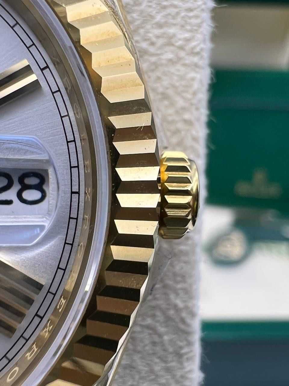 Rolex Day-Date 40 Everose Gold  Reference 228235