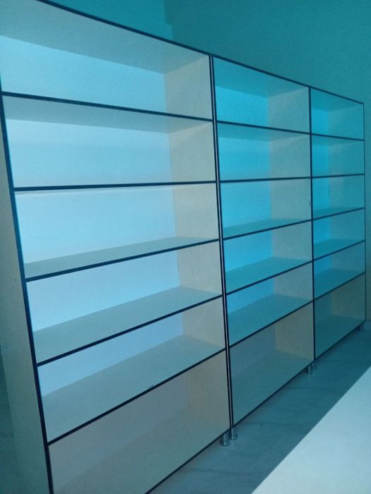 Dukonni Mebel sotiladi