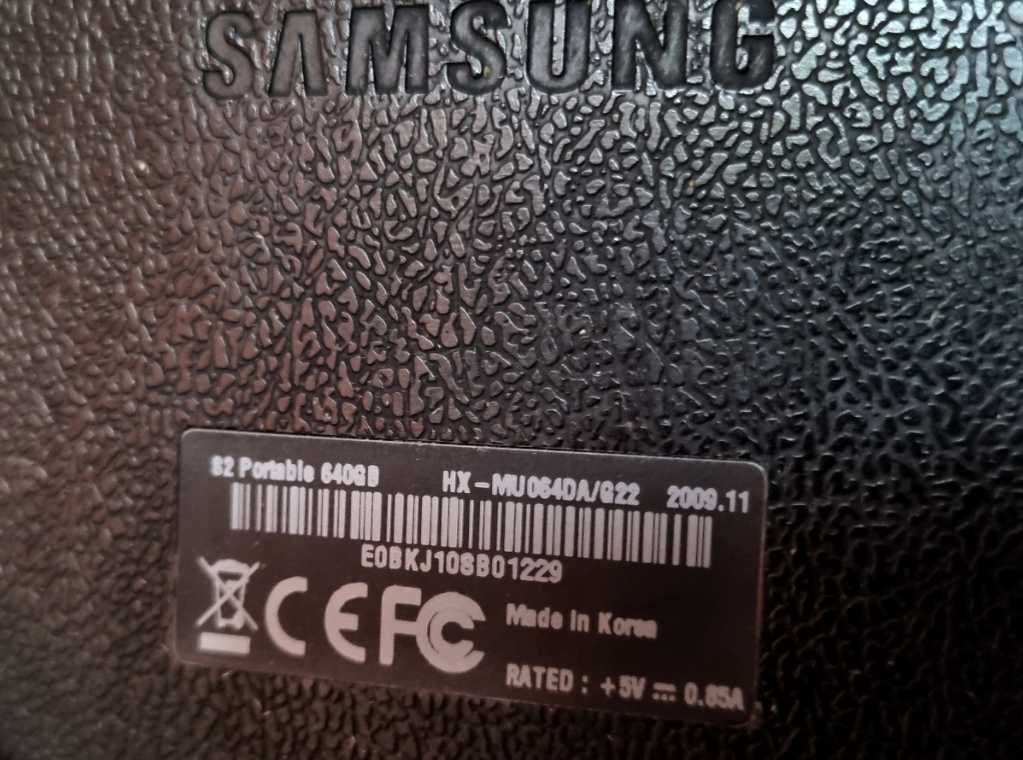 Hard disk extern Samsung S2 Portabil 640GB 8MB 5400rpm USB negru