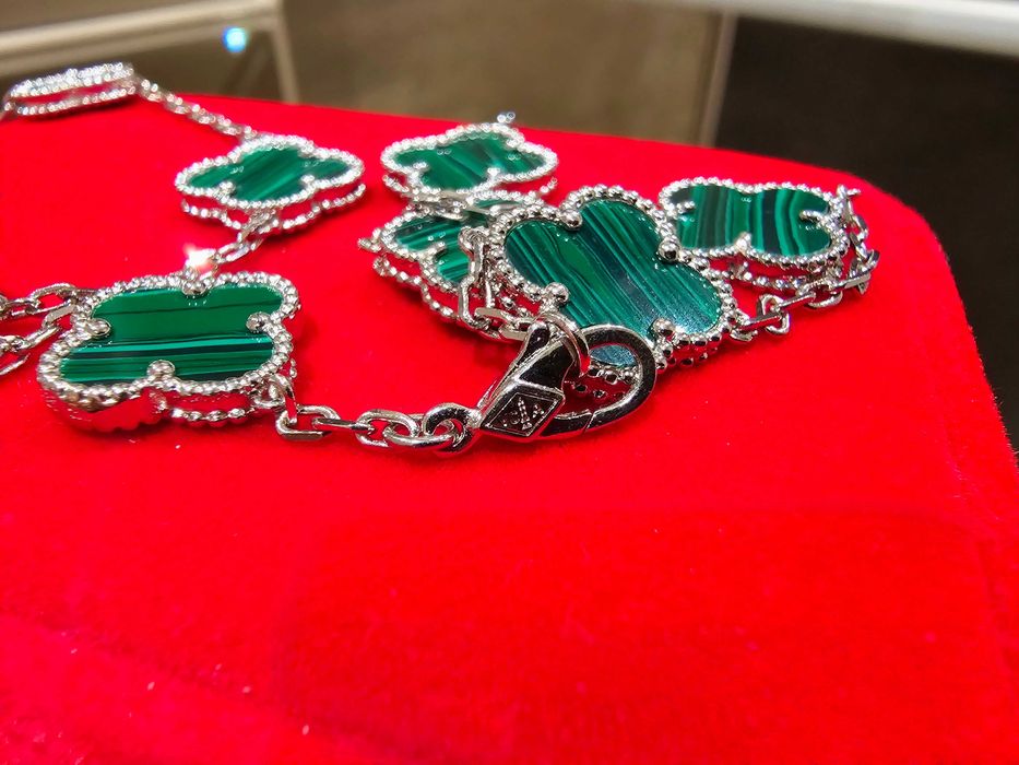 Van Cleef & Arpels VCA Silver Green 20 Motifs Alhambra Дамско Колие