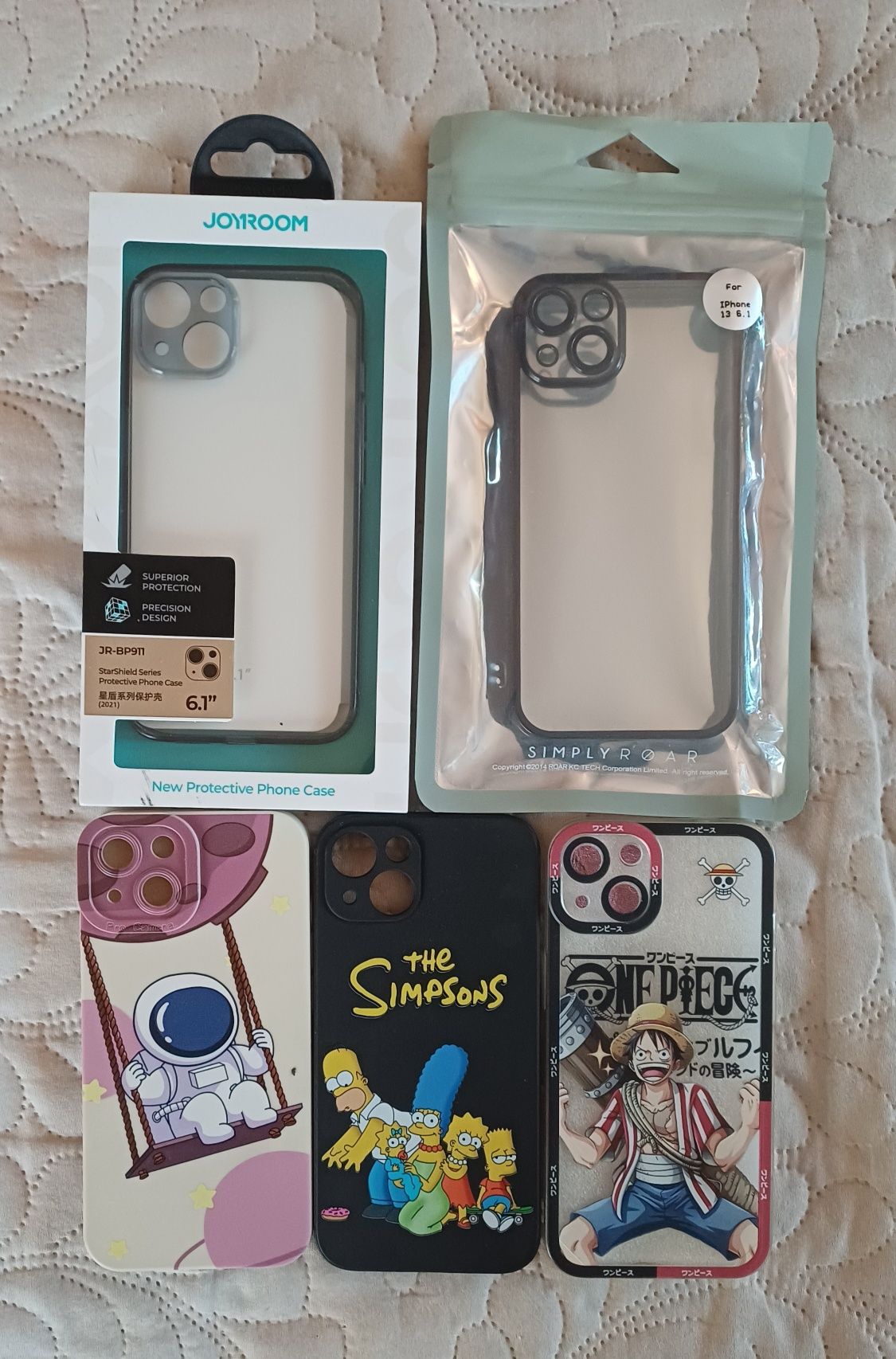 Калъфи за iPhone 13