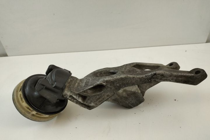 Suport motor  stanga 8K0199307BE / 8K0 199 307BE / 8K0-199307BE / 8K0