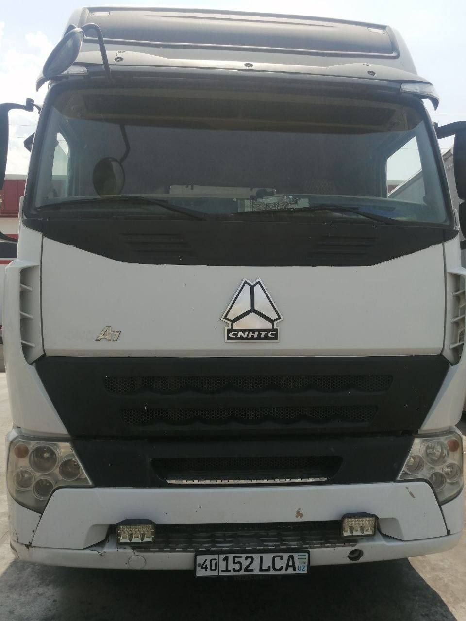 HOWO A7 сотилади