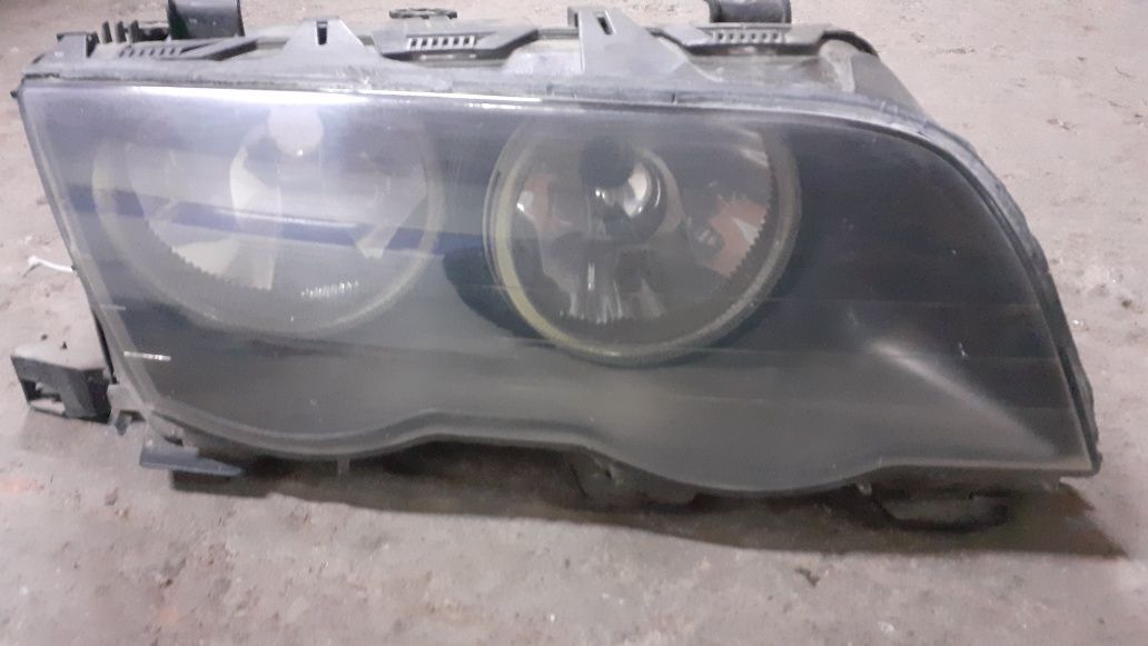 Faruri Angel Eyes Bmw E46 din 2000