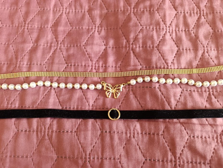 Три гердана за около врата