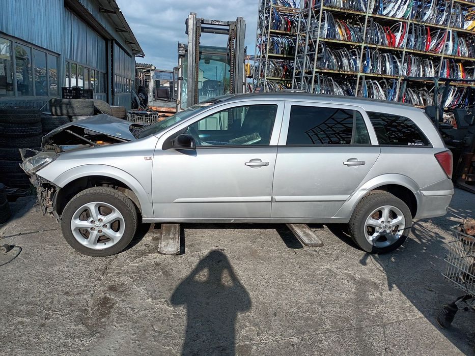 Dezmembrari  Opel ASTRA H  2004  > 2012 1.9 CDTI Motorina