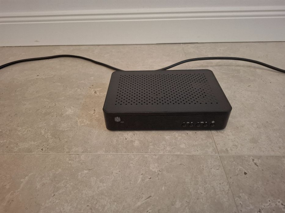 RECEVER pentru antenă