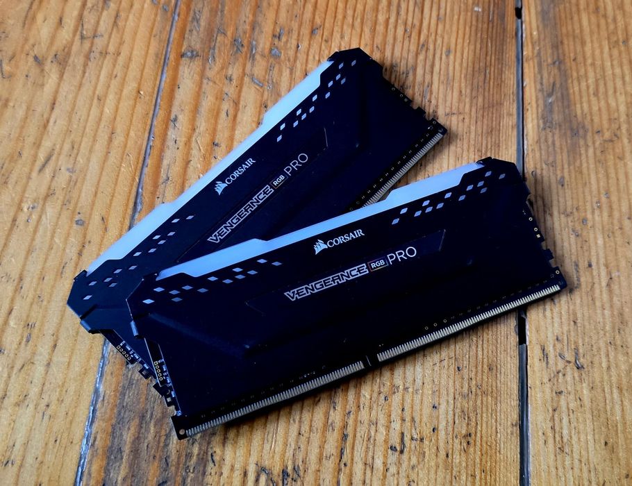 16GB RAM DDR4 3200MHz Corsair RGB PRO Vengeance