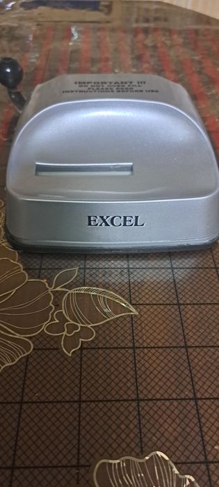 Mașină de facut țigări