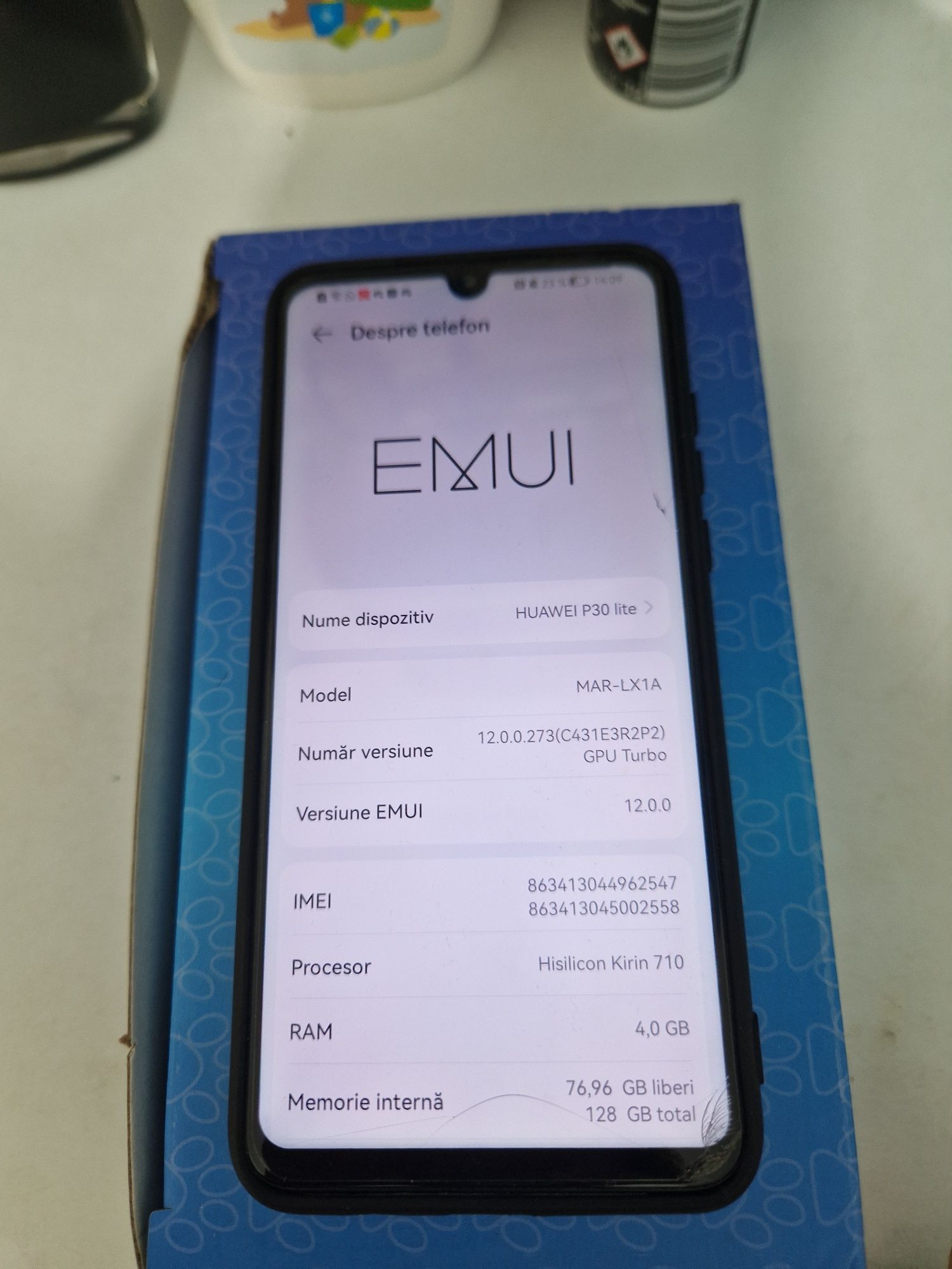 Huawei P30 Lite 128GB - Funcționează perfect, doar folia spartă!