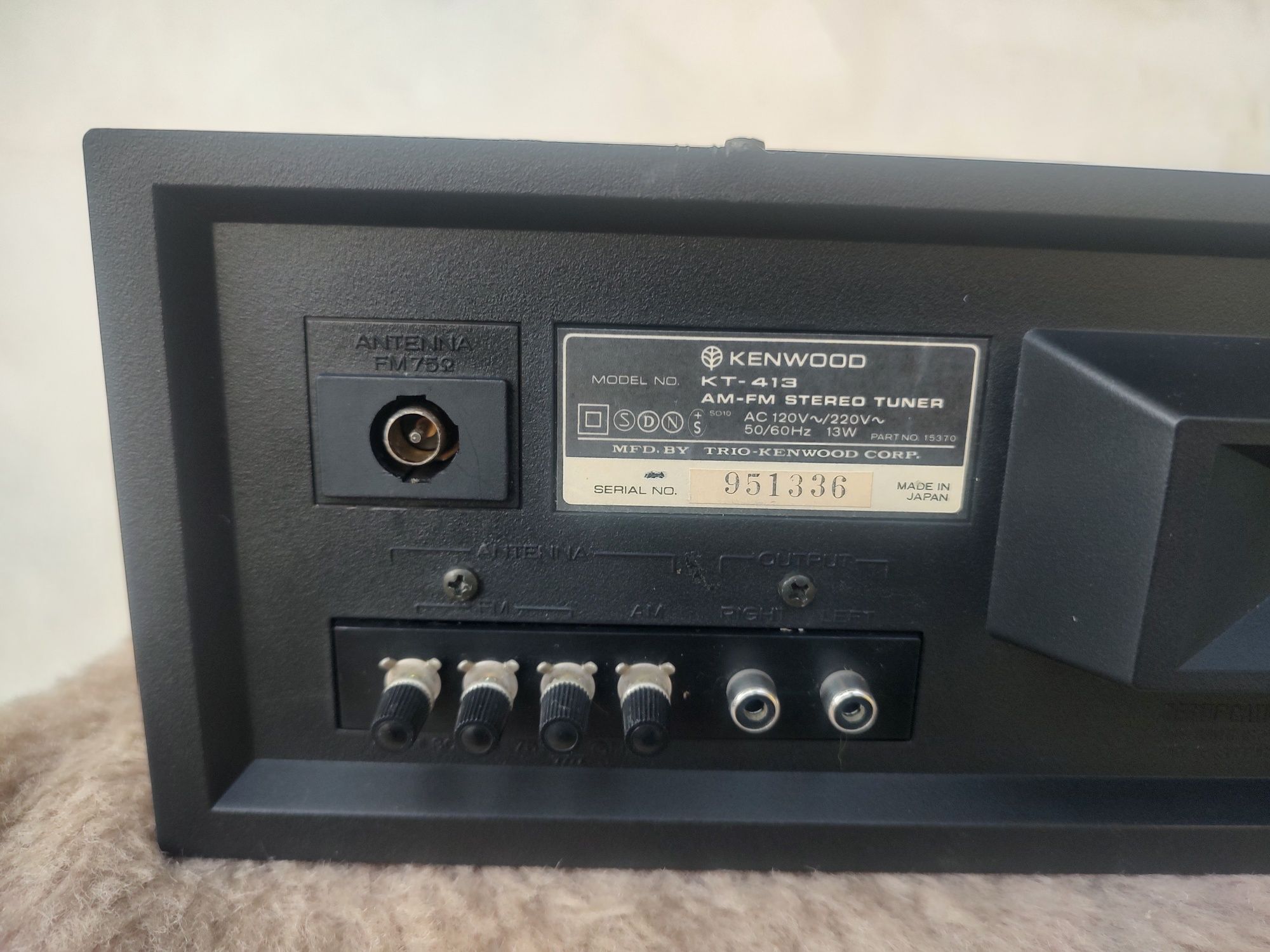 Kenwood KT-413 AM/FM Стерео Тунер