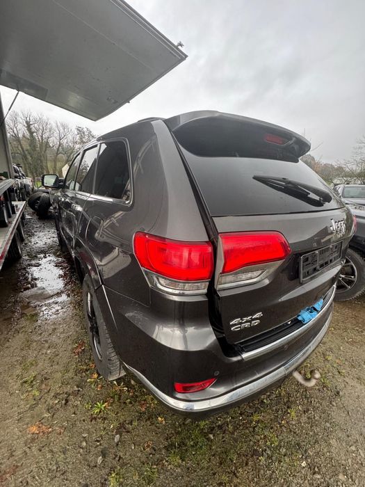 Jeep Grand Cherokee wk2 3.0 CRD на части