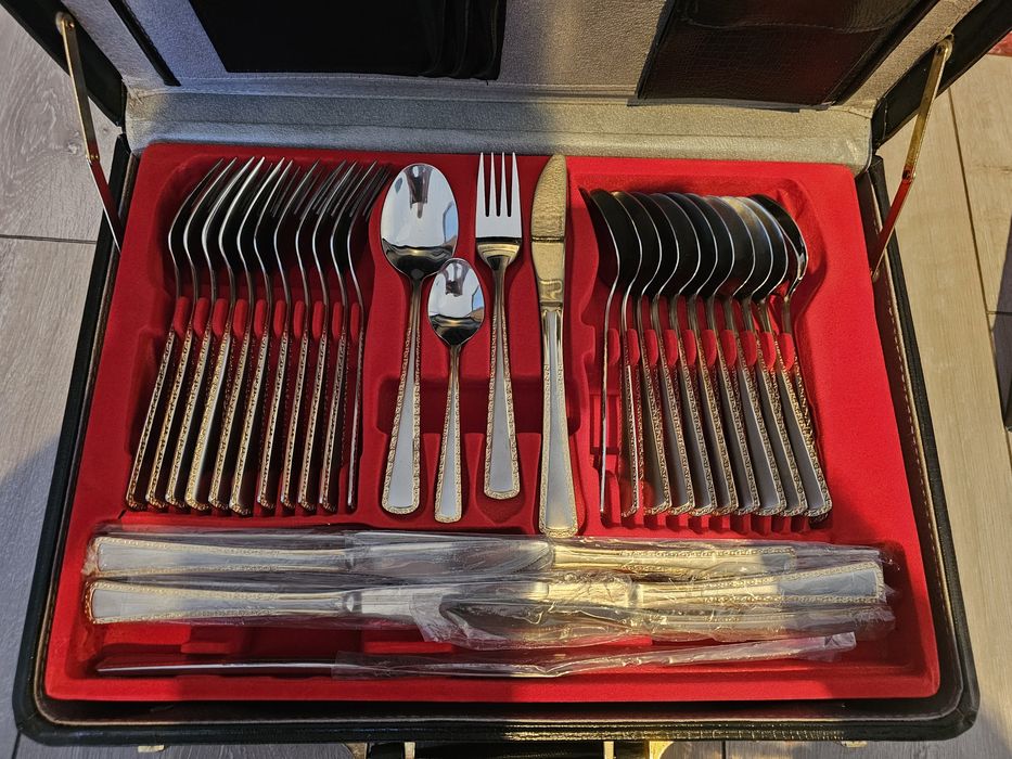 Set tacâmuri 48 piese Bergner valiză