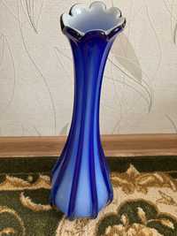 Стеклянная керамические  вазы