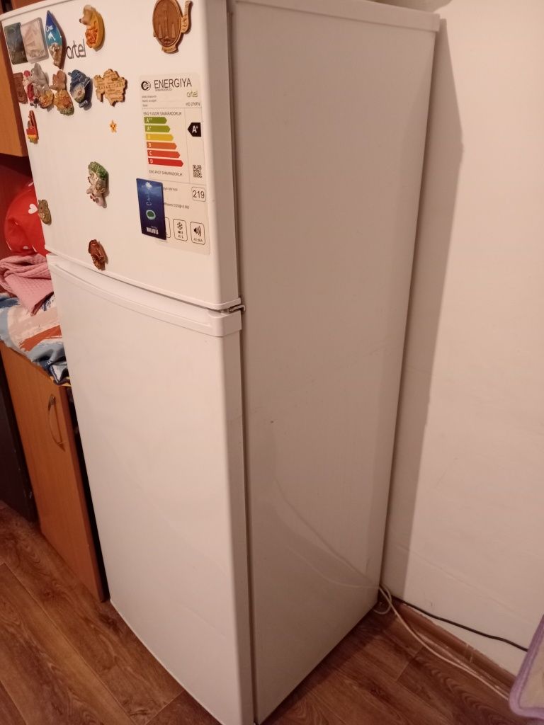 Продам холодильник состояние отличное