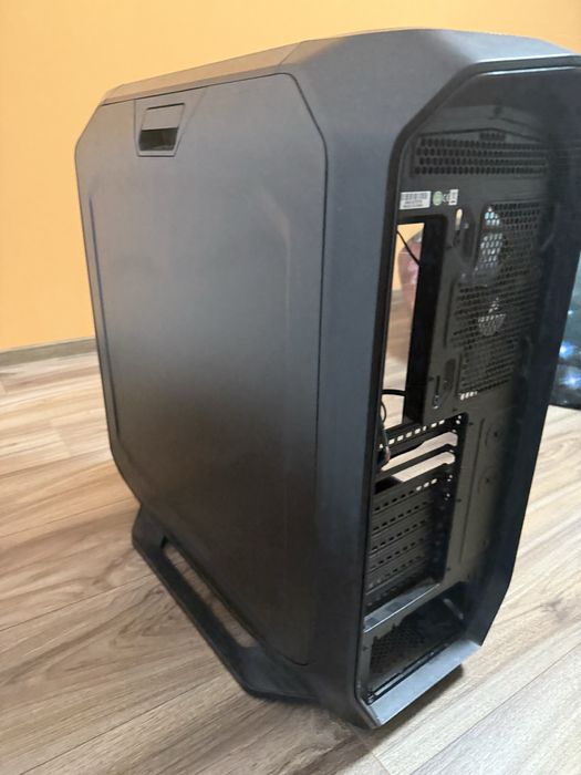 Carcasa PC Big Tower