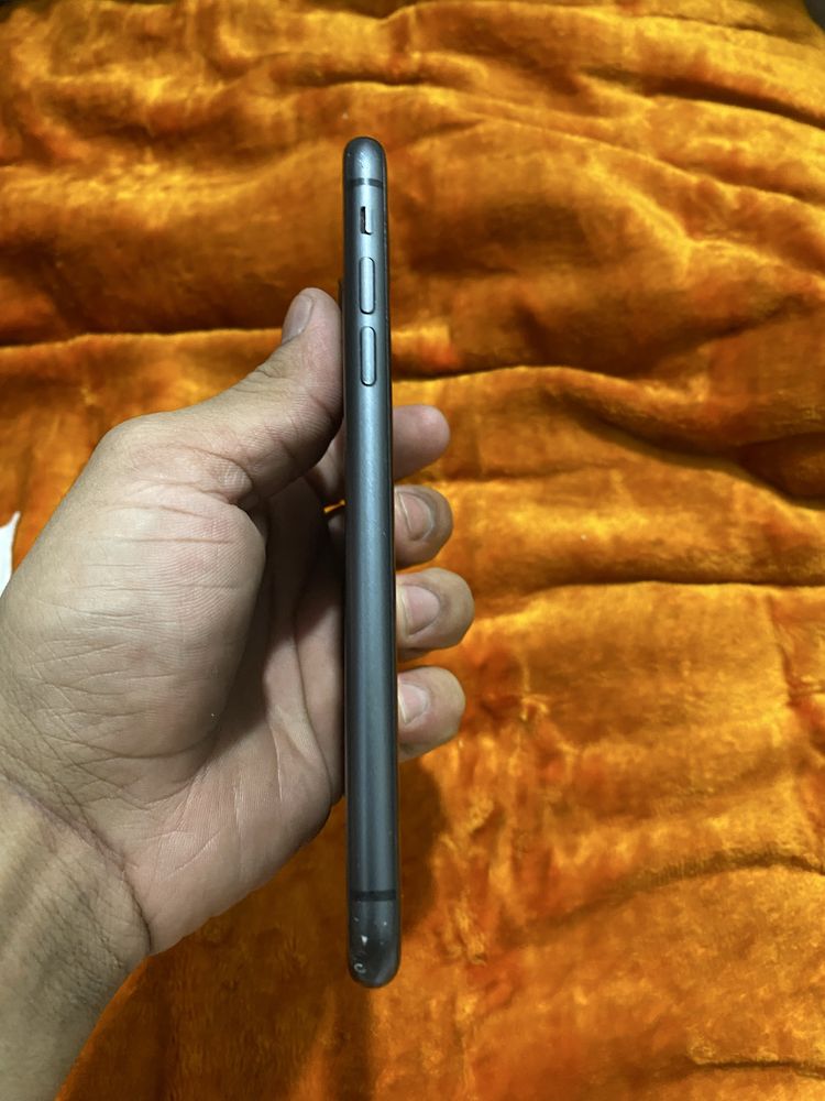 Iphone 11 garantiyasi bor