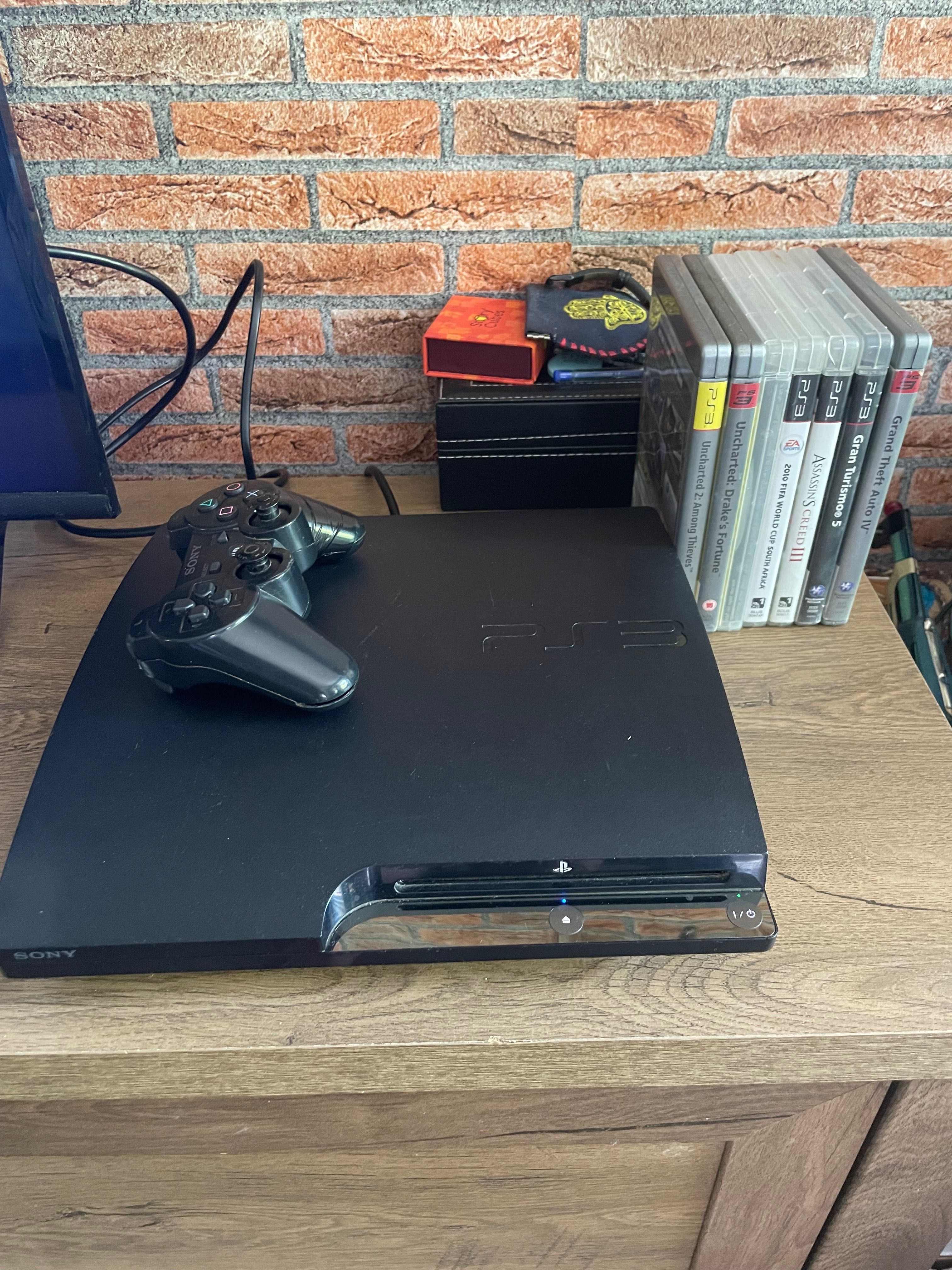 PS3 slim +7  игри
