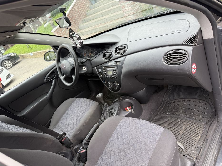 Ford Focus 1.6 benzina 2001