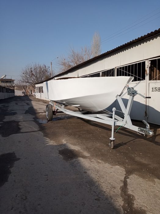 Продам катер, построенный по проекту север420