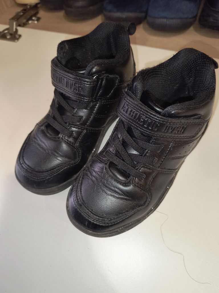 Ботуши и маратонки Nike