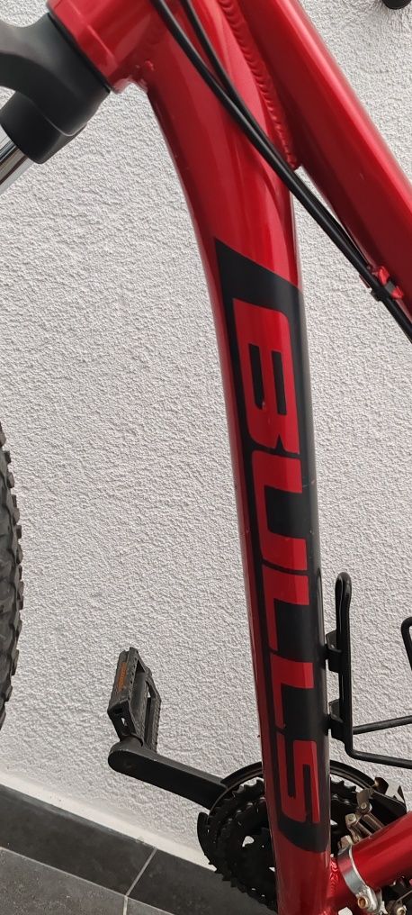 Vând bicicleta Bulls originala