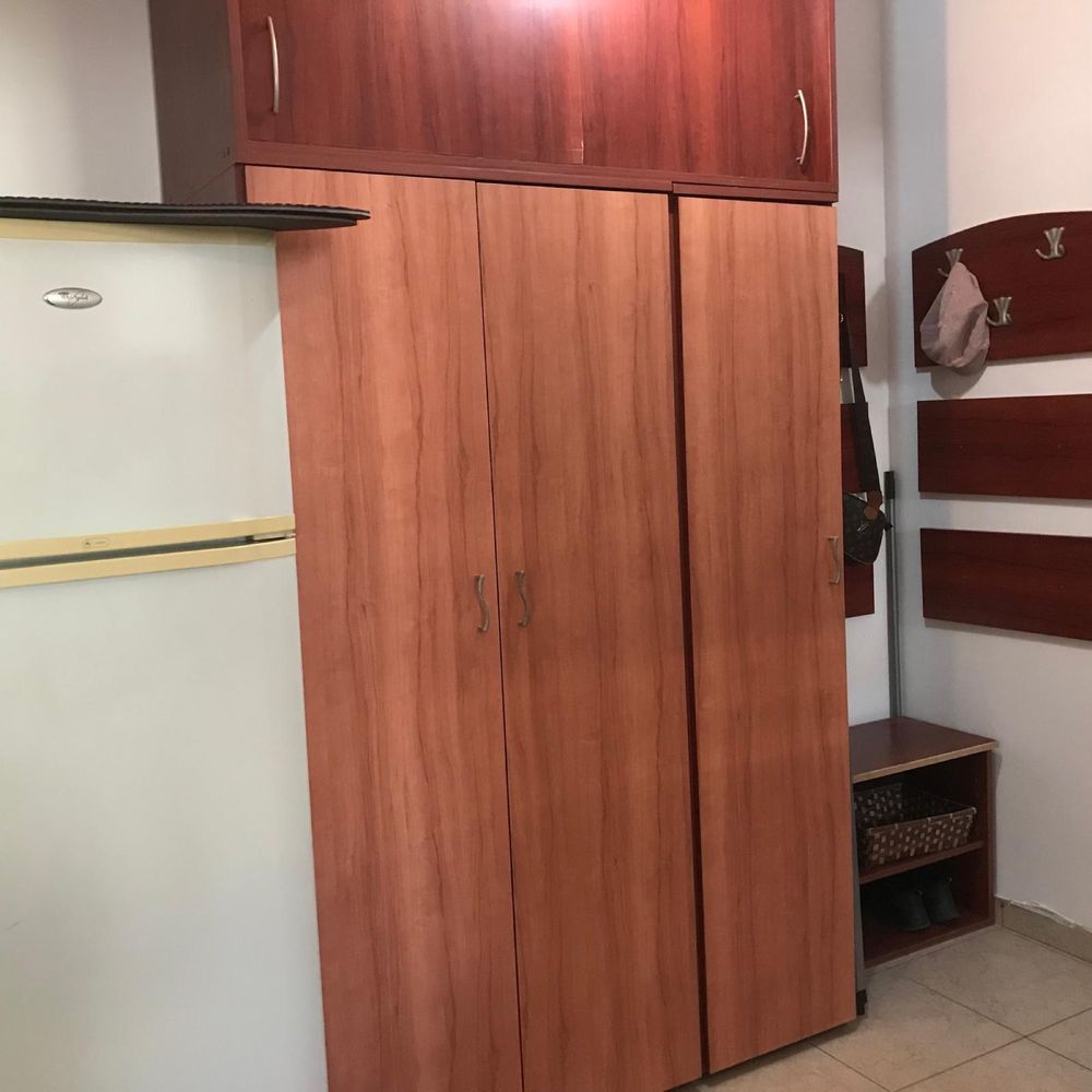 Garsoniera bloc mixt Titan metrou particular