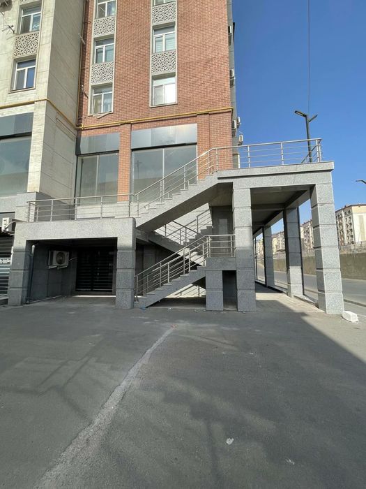 сдается офис 104 кв. м на Паркентском, Корзинка Авиатор, первая линия