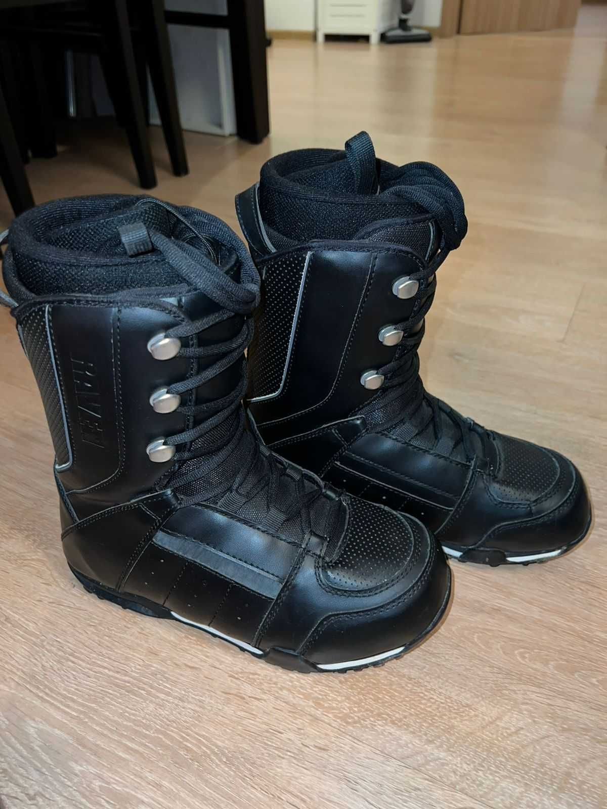 Boots Raven Snowboard Marime 43