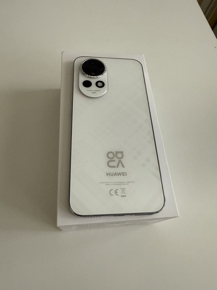 Huawei NOVA 13 phone