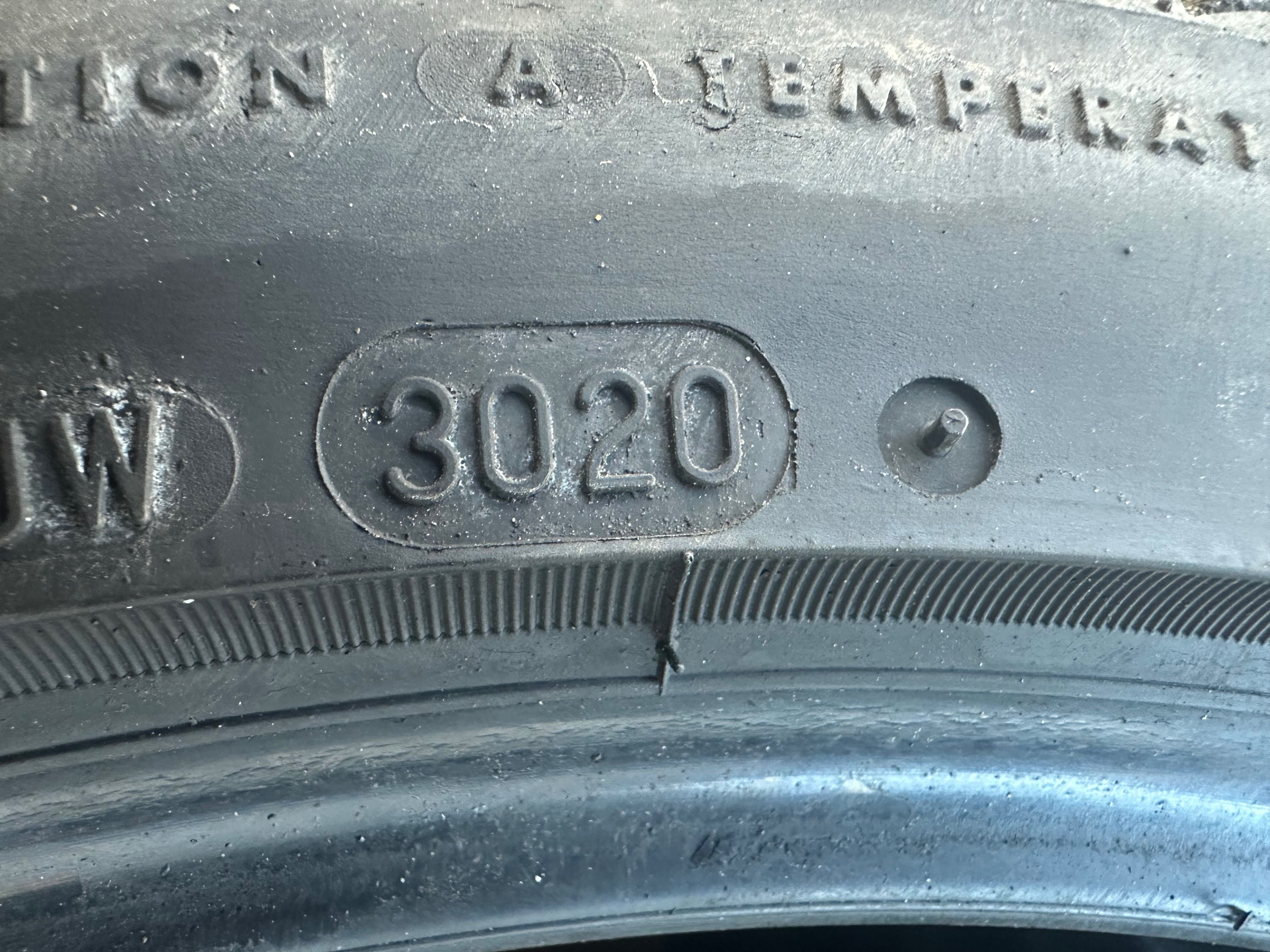 Bridgestone Turanza 235/40R19