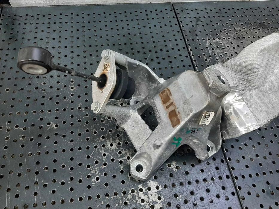 suport motor stanga 3.0 tdi dmk audi a6 c8 4k  4m0199307af