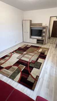 Inchiriez apartament 2 camere