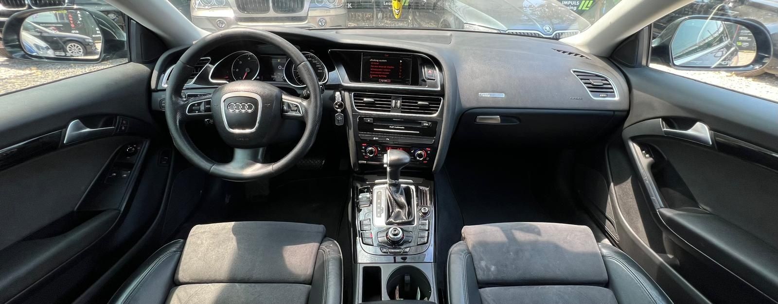 Vând Audi A5 B8 SLine 2.7 TDI * LED * 2010 stare impecabila urgent