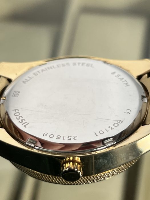 Ceas Fossil BQ3101 – Design Elegant, Stare Bună