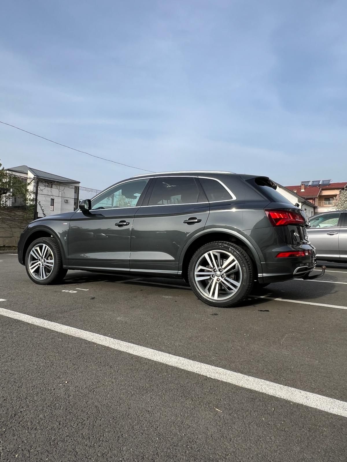 Audi Q5 S Line  Plus Quattro  190 Cp Faruri  Matrix Panoramic