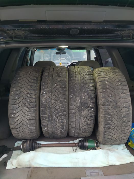 Продам шины зимние