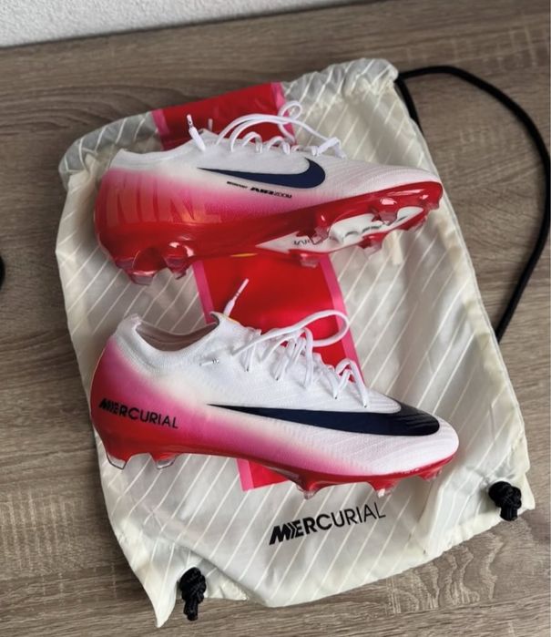 Nike Air Zoom Mercurial Vapor 16