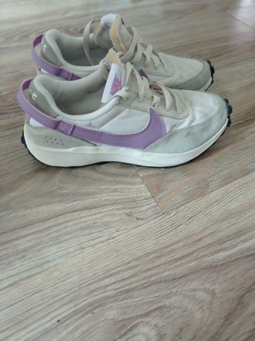 Обувки и сандали