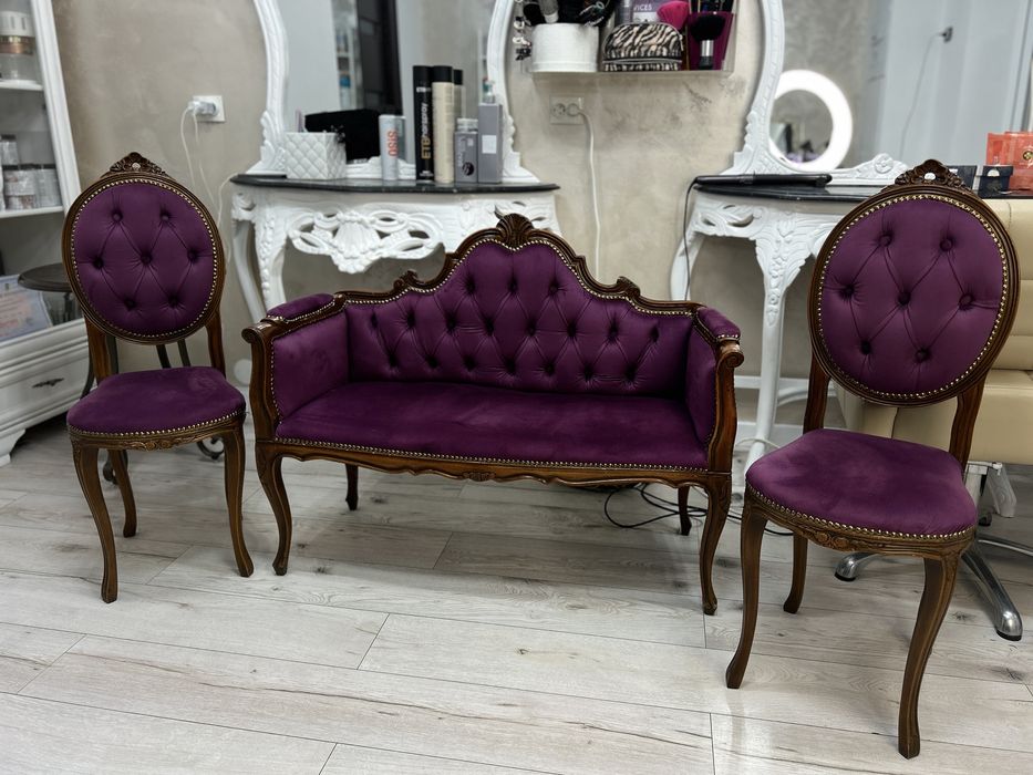 Canapea stil Baroc + 2scaune– 100 de ani vechime, stare excelentă!