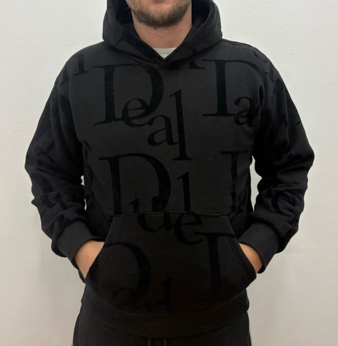 Мъжки суичъри с велурена щампа