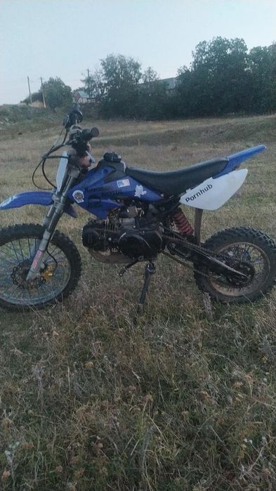 Cross 125cc roata fata 17 roata spate 14 motor nou 8 ore de funcționar