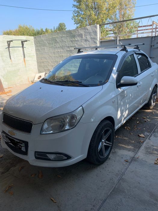 Соочно Продается Нексия 3 белая